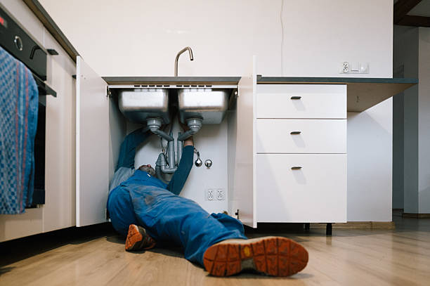 Professional Emergency Plumber technician working in Halltown, MO